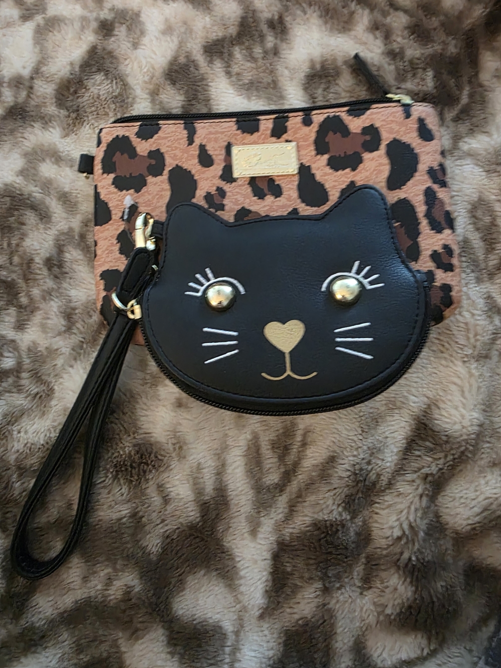 LUV Betsey Johnson Leopard Wristlet & Cat Face Coin Purse Set - NWOT